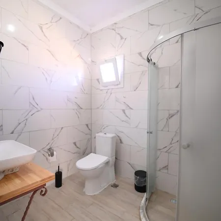 Rijeka Privat bolig Ayvalı